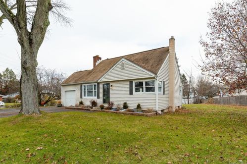 23 Marwood Dr, Poughkeepsie NY exterior