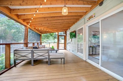 2002 Cody Ct, Austin TX 78704-4840 exterior