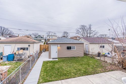 2905 77th Ave, Chicago IL  60707-1108 exterior