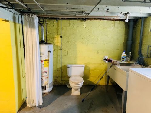 122 Duffland St, Pittsburgh, PA 15210-4304