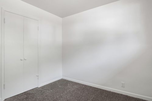 4912 78, Milwaukee WI 53223-5625 exterior