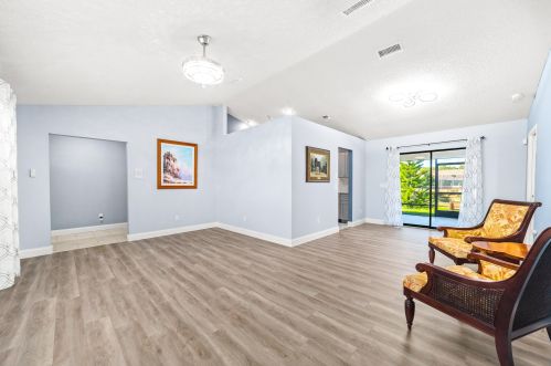 117 Sagamore Ter, Fort Pierce FL 34983-1262 exterior