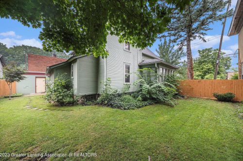 831 Cedar St, Kalamazoo MI 49007-5005 exterior