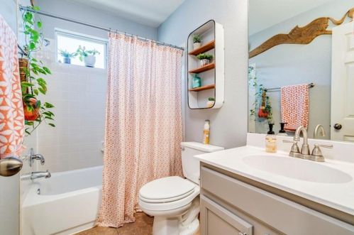 2305 Billy Fiske Ln, Austin TX exterior