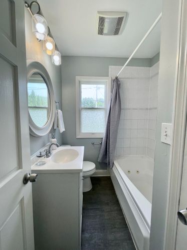 3347 77 St, Milwaukee WI 53219-3818 exterior