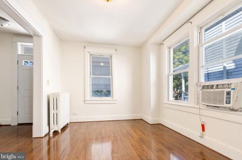 911 45 Pl, Washington DC 20019-3717 exterior