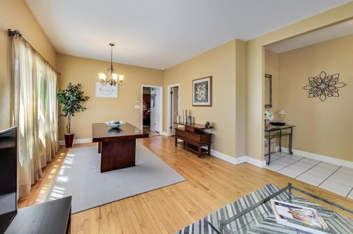 3436 Neenah Ave, Chicago IL 60638-1209 exterior