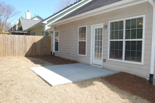 1284 Gates Cir, Atlanta GA  30316-4093 exterior