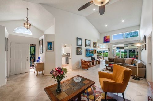 6221 Greenspointe Dr, Boynton Beach, FL 33437-4915