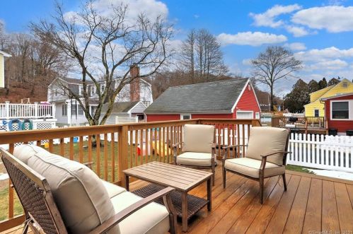 149 Park Ave, Derby CT 06418-1636 exterior