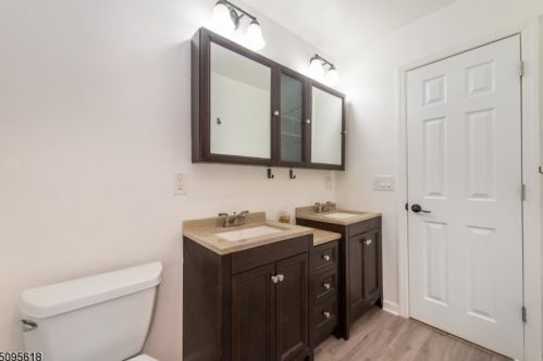 20 Panorama Dr, Wantage NJ  07461-4763 exterior