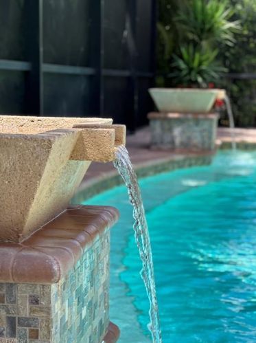 3372 Atlantic Cir, Naples FL 34119-8637 exterior