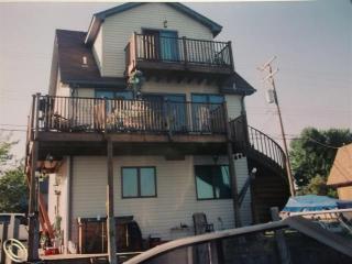 8585 Anchor Bay Dr, Algonac MI  48001-3522 exterior