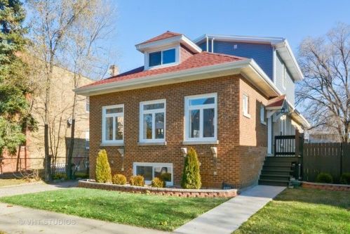 3451 Avers Ave, Chicago IL  60618-4017 exterior