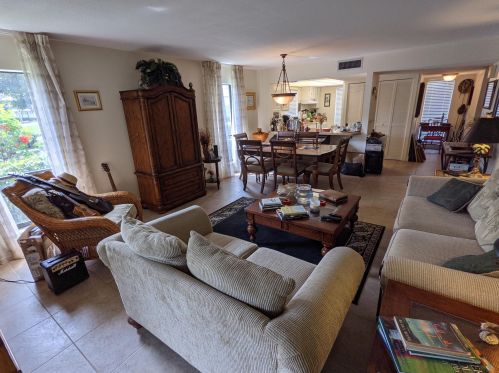 4611 Kittiwake Ct, Boynton Beach FL 33436-5228 exterior