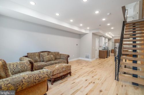 1605 18th St, Philadelphia PA  19145-1402 exterior