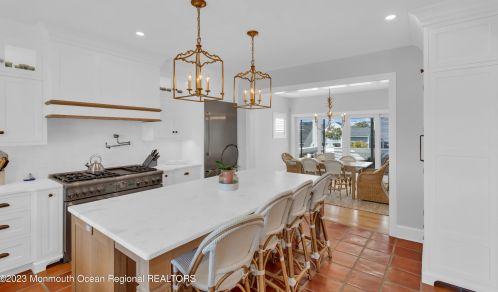 400 Newark Ave, Point Pleasant Beach NJ 08742-4141 exterior