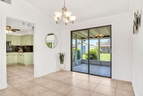 5040 31 Ave, Naples FL 34116-8104 exterior