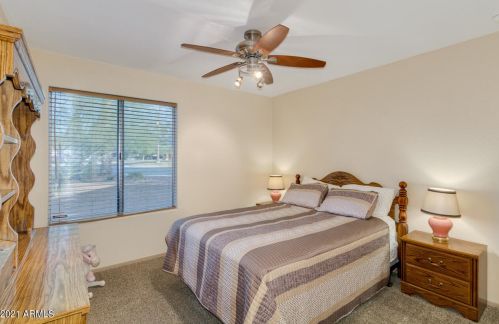 3061 Betty Elyse Ln, Phoenix AZ 85032-4296 exterior