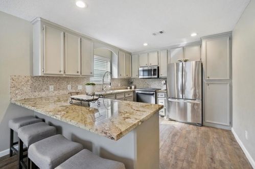 150 Golfview Dr, Montgomery TX 77356-8804 exterior