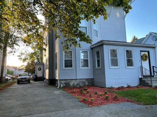 8 Fairbanks St, Worcester MA 01610-2104 exterior