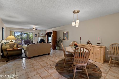 4852 Placita Arenosa, Tucson AZ  85718-5401 exterior