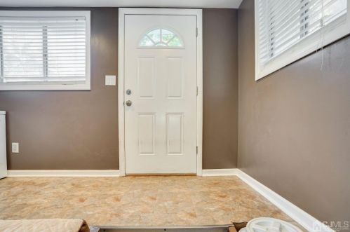 33 Coddington Ave, Avenel NJ 07001-1941 exterior