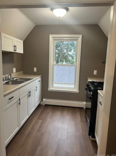 79 Reynolds St, Killingly CT 06239-2959 exterior