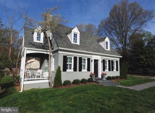 7812 Boulevard Dr, Alexandria, VA 22308-1001