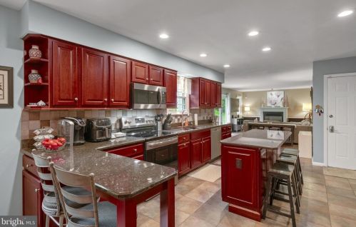 1707 Crossfield Dr, Lancaster PA 17603-6789 exterior