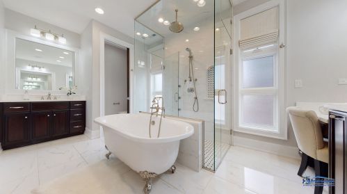 3438 Claremont Ave, Chicago IL 60608-6014 exterior