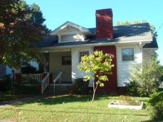 604 Courtland St, Greensboro, NC 27401-1938