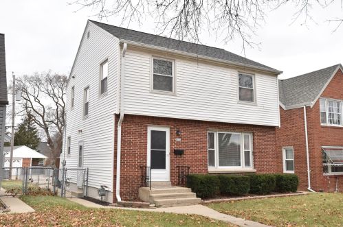 8006 Lisbon Ave, Milwaukee WI 53208-2052 exterior