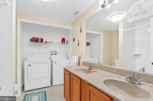 203 Ava Ave, Somerdale NJ 08083-1702 exterior