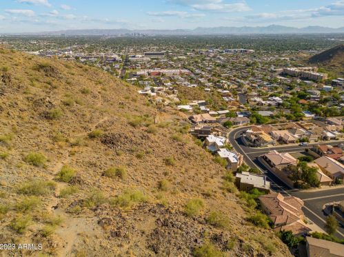 10401 Central Ave, Phoenix AZ 85020-1053 exterior