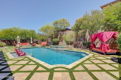 38809 Courage Ct, Phoenix AZ exterior