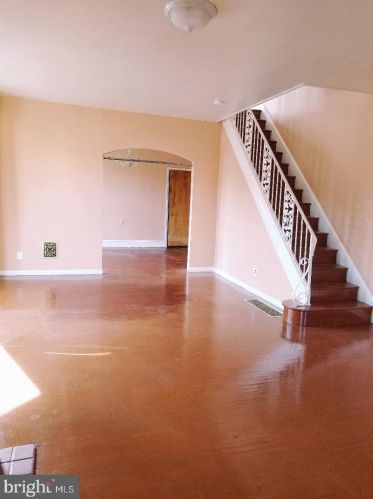 5821 Ditman St, Philadelphia PA  19135-4043 exterior