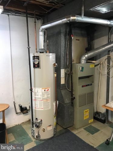 8827 Blue Grass Rd, Philadelphia PA 19114-3201 exterior