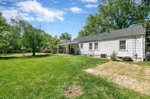 7130 Circleview Dr, Saint Louis MO 63123-1603 exterior