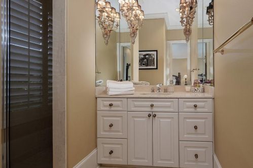 457 Edgewood Dr, Montgomery TX 77356-8407 exterior