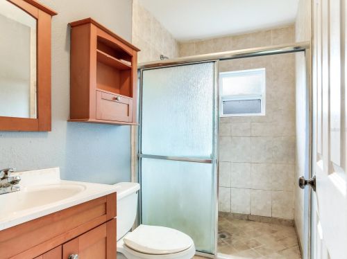 12607 51 St, Tampa FL 33619-1418 exterior