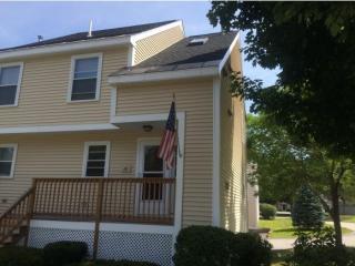 86 Modena Dr, Concord, NH 03303-1551