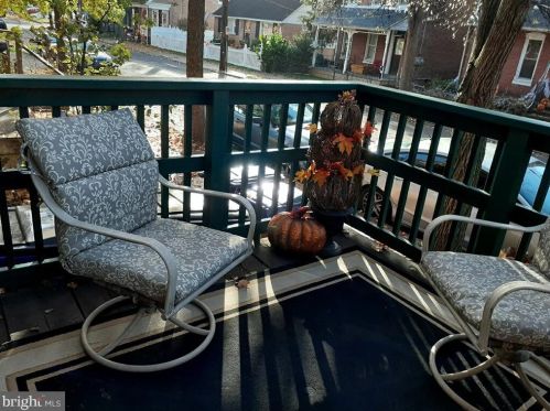 51 Beech St, Pottstown, PA 19464-5454