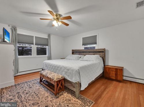 1246 Adams St, Pottstown PA  19464-2402 exterior