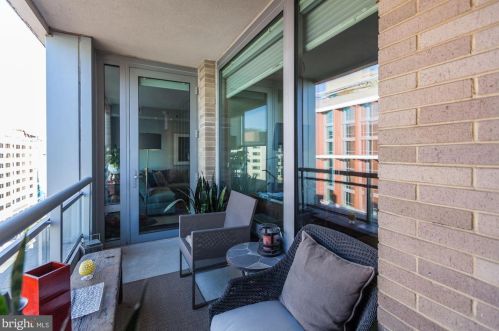 1155 23rd St, Washington DC  20037-3301 exterior