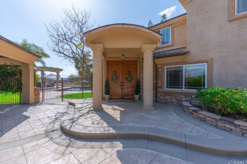 31345 Avenida Del Reposo, Temecula CA 92591-1724 exterior