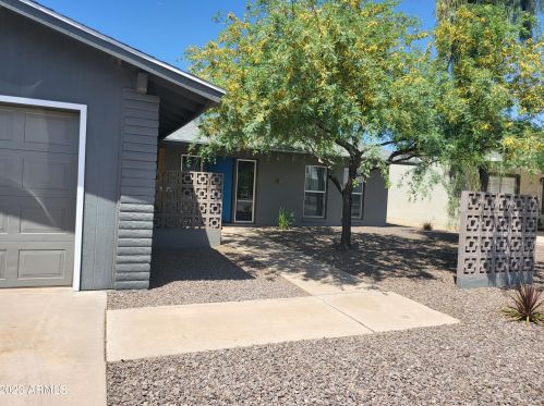 1284 Tulsa St, Chandler AZ  85224-4346 exterior