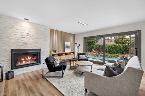 17552 Norwood Park Pl, Tustin CA  92780-2312 exterior