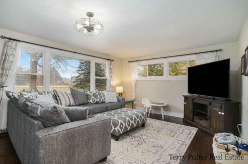 3965 Holton Rd, Meskegon MI  49445-8535 exterior