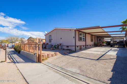 755 Lightstar Cir, Tucson, AZ 85756-7250